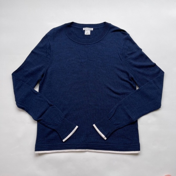 Club Monaco Crew Neck Navy Blue Sweater. Size Large - Picture 3 of 12